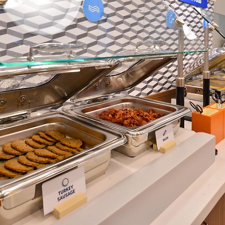 Holiday Inn Express & Suites Raleigh Durham Airport At Rtp By Ihg Ngoại thất bức ảnh