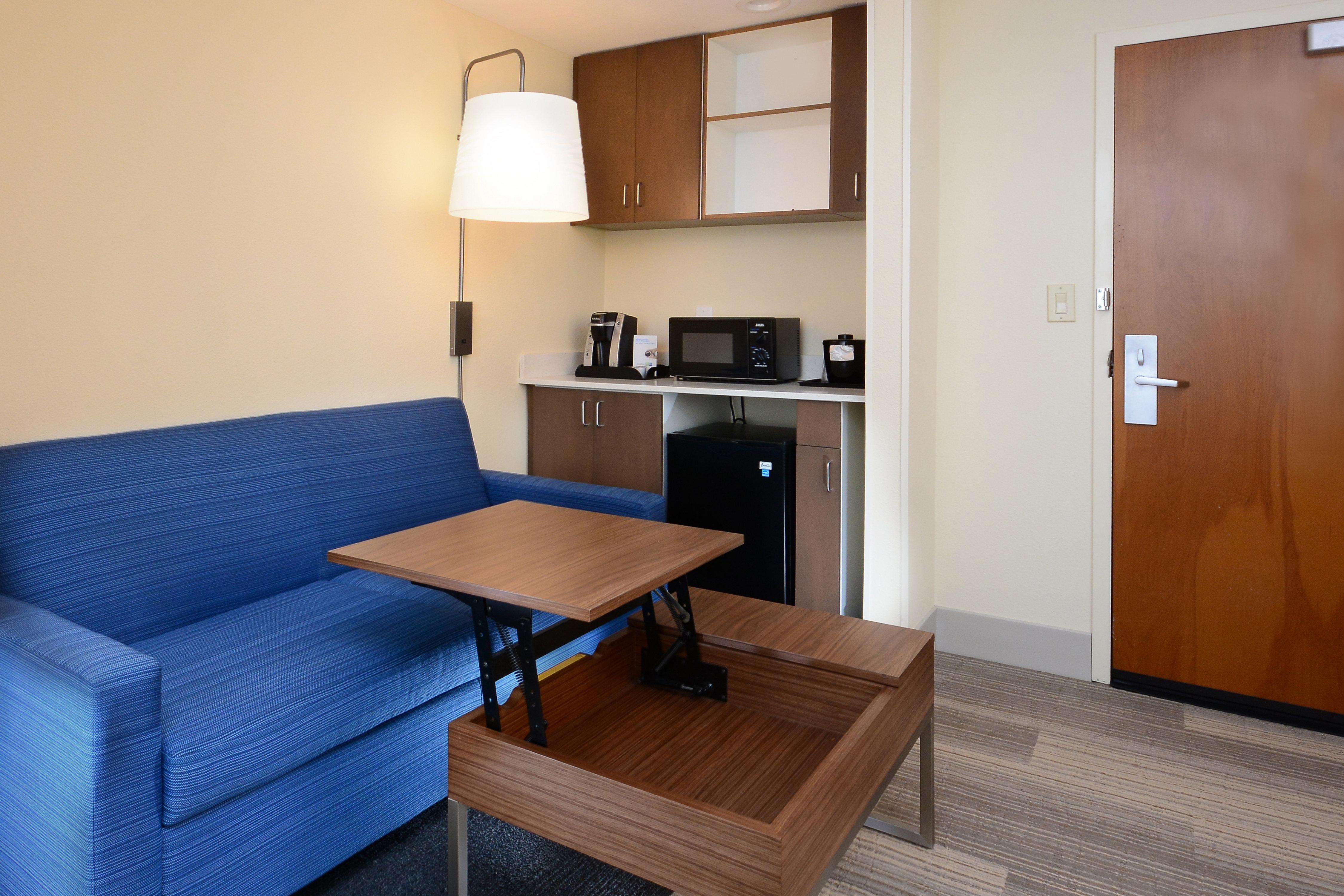 Holiday Inn Express & Suites Raleigh Durham Airport At Rtp By Ihg Ngoại thất bức ảnh