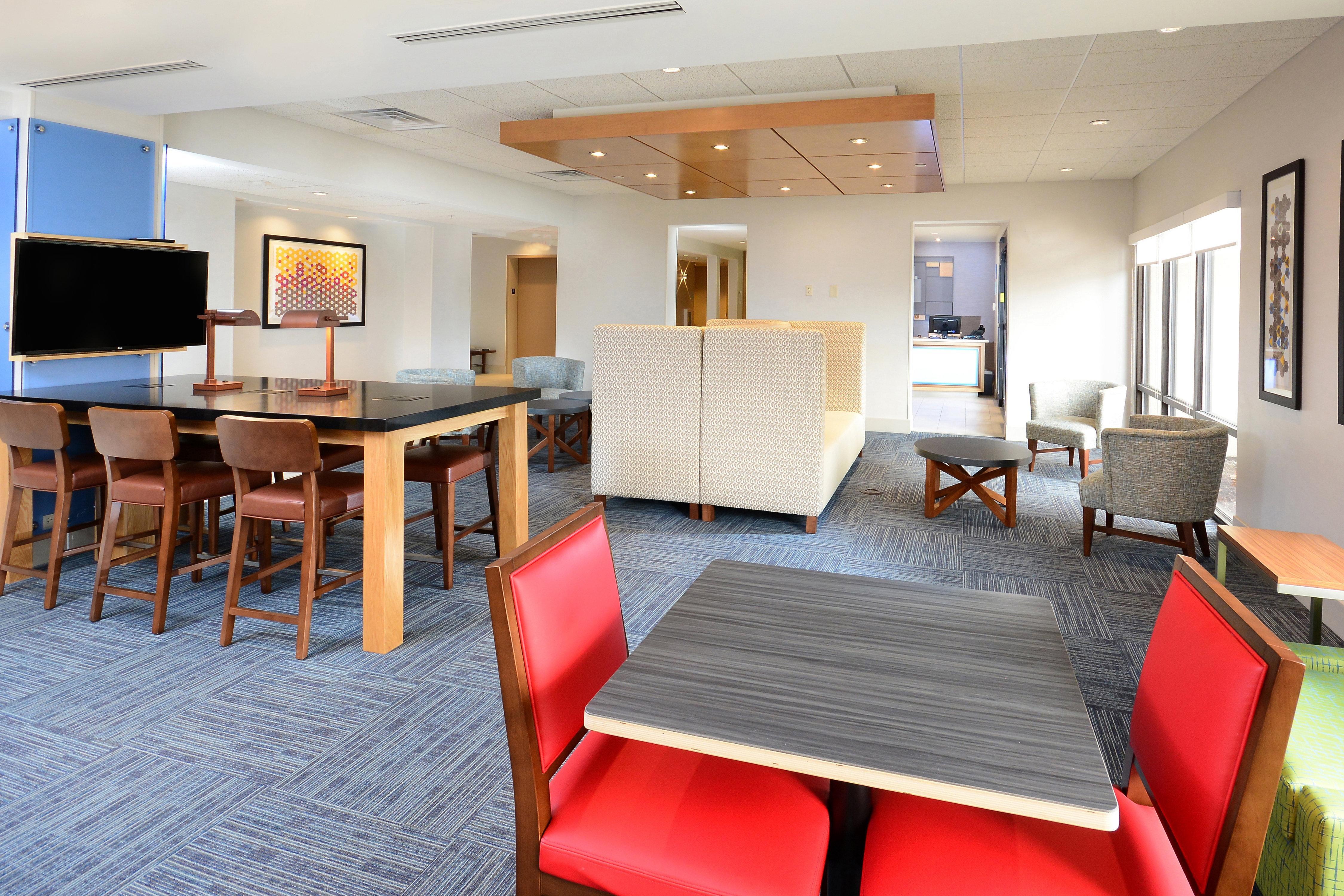 Holiday Inn Express & Suites Raleigh Durham Airport At Rtp By Ihg Ngoại thất bức ảnh