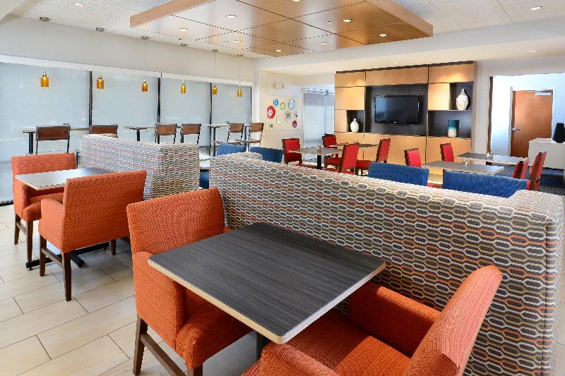 Holiday Inn Express & Suites Raleigh Durham Airport At Rtp By Ihg Ngoại thất bức ảnh