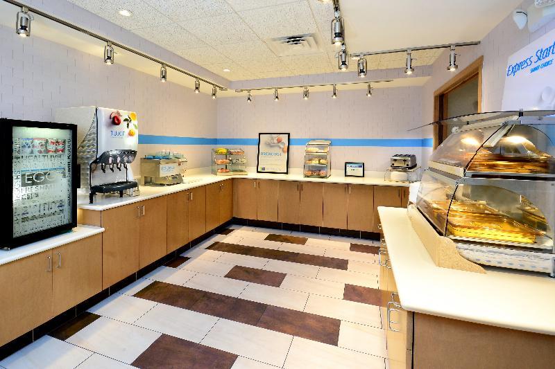 Holiday Inn Express & Suites Raleigh Durham Airport At Rtp By Ihg Ngoại thất bức ảnh